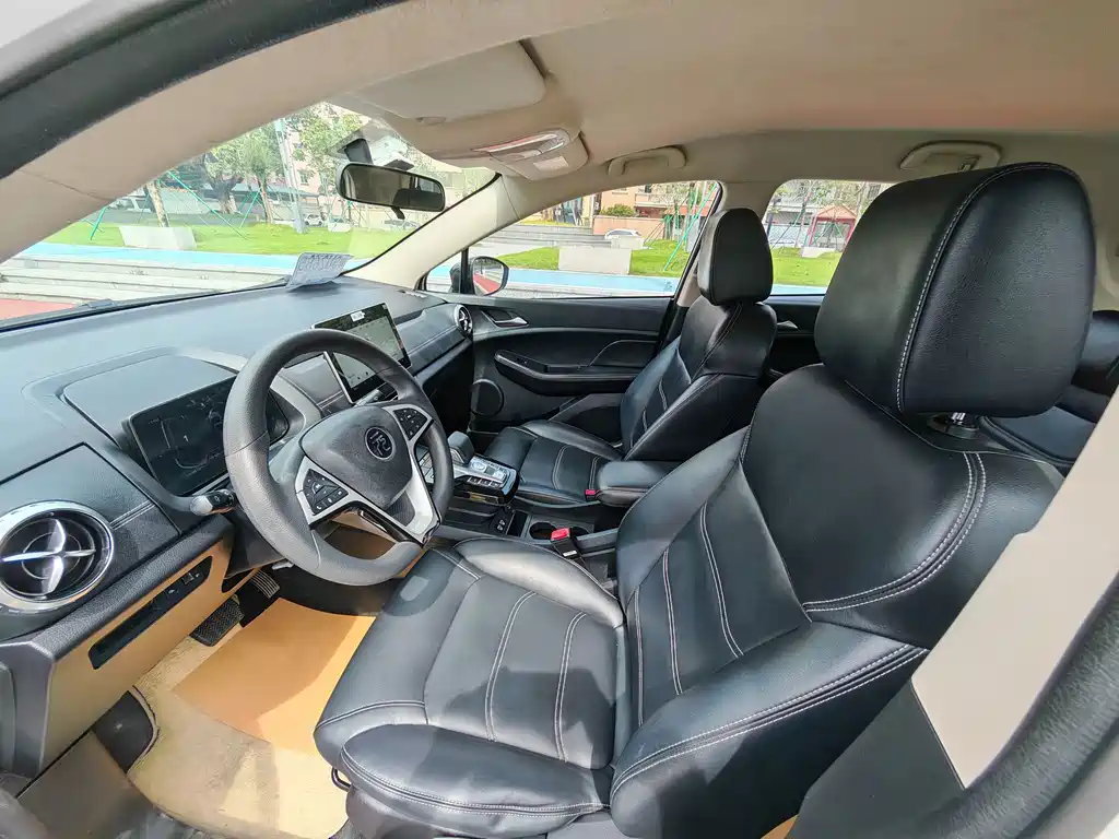 BYD Yuan EV — миниатюра 13