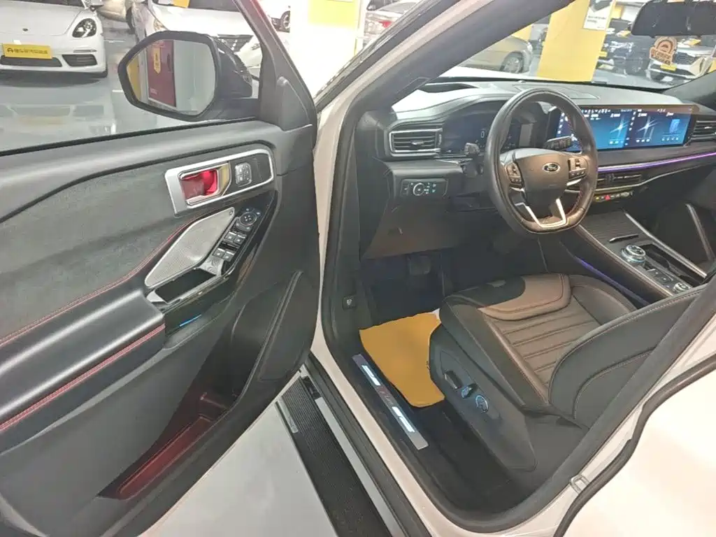 Ford Explorer — миниатюра 16