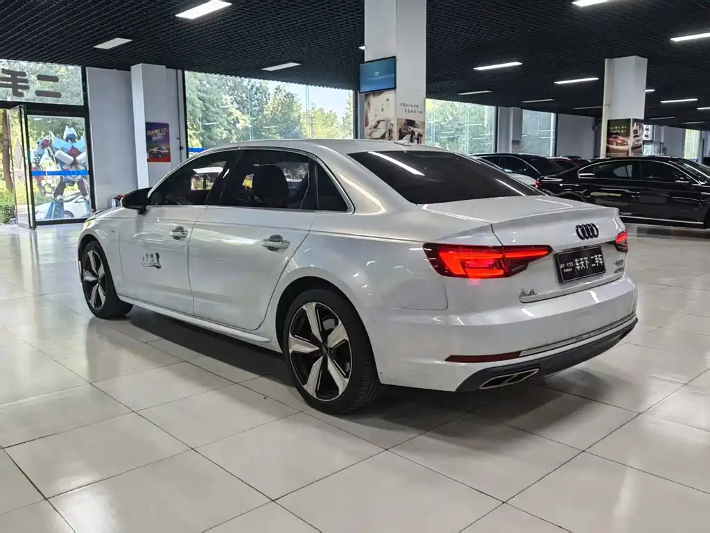 Audi A4L — миниатюра 4