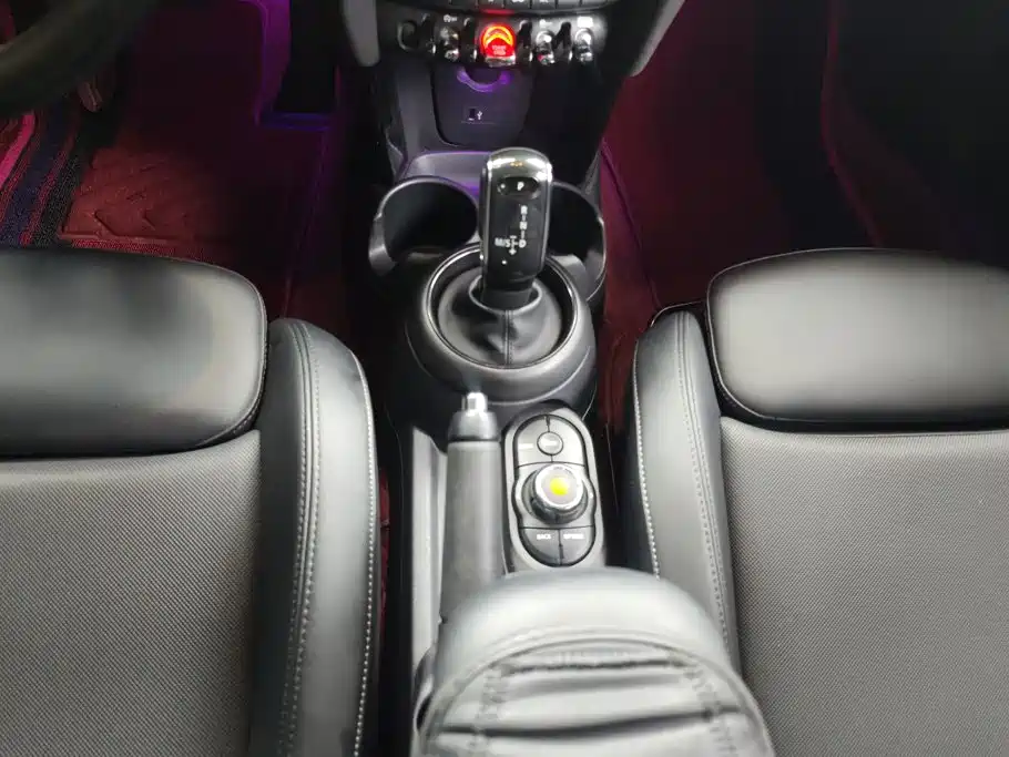 MINI Mini — миниатюра 16