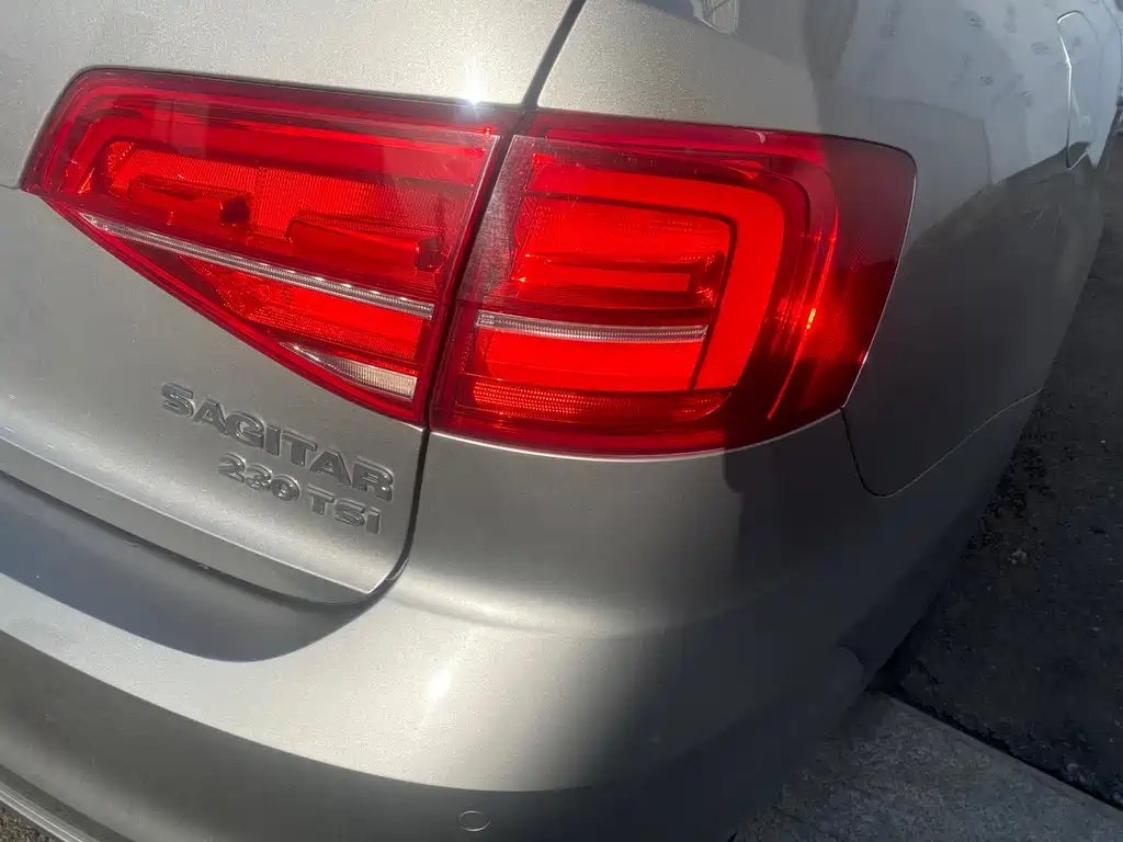 Volkswagen Sagitar — миниатюра 9