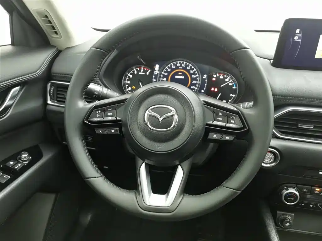 MAZDA CX 5