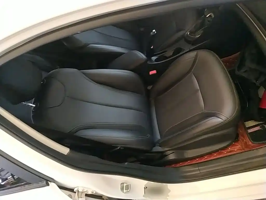 Buick Excelle — миниатюра 25