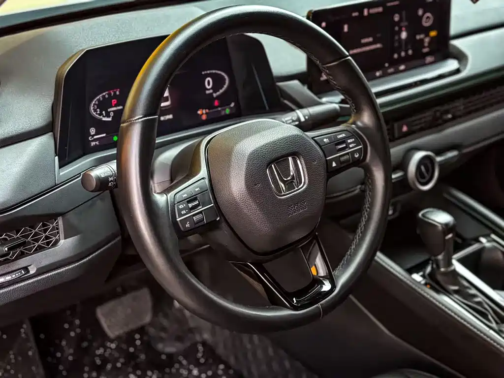 Honda Accord — миниатюра 4