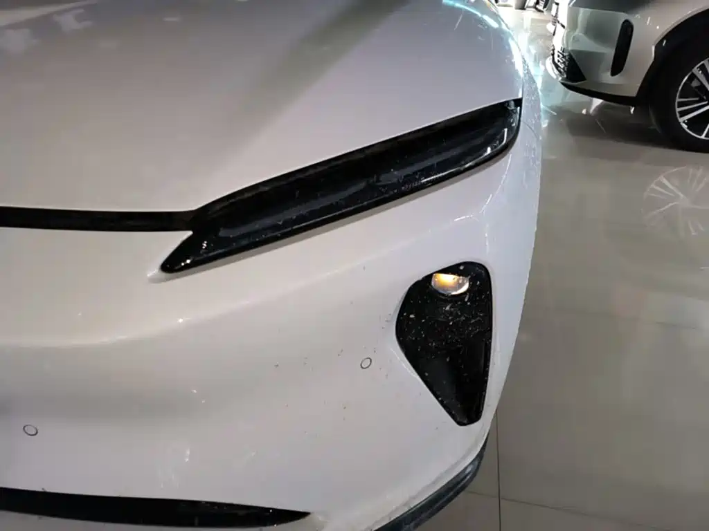 NIO ET5 — миниатюра 24