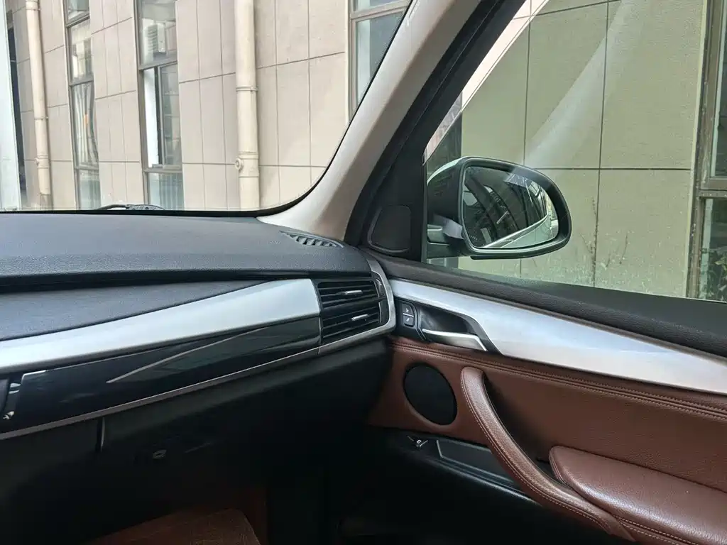 BMW X5 2014 xDrive35i Lead