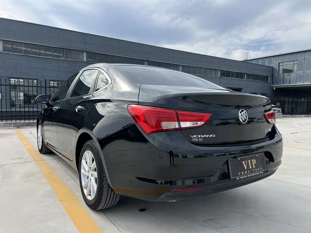 Buick Verano — миниатюра 4