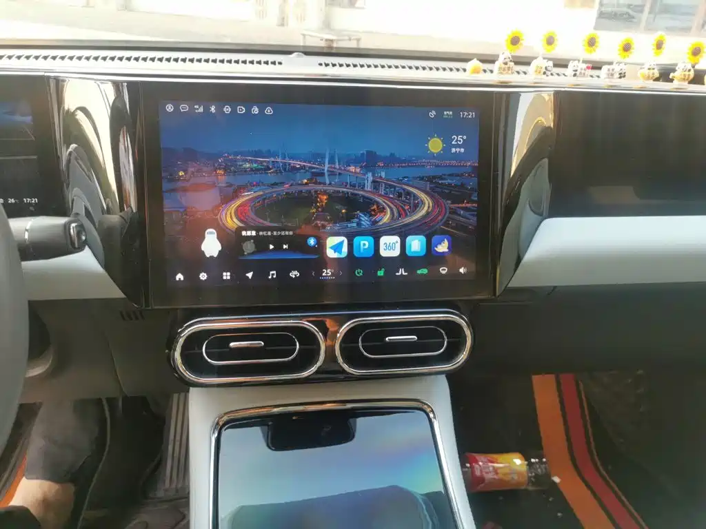 Leapmotor Leapmotor C01 — миниатюра 9