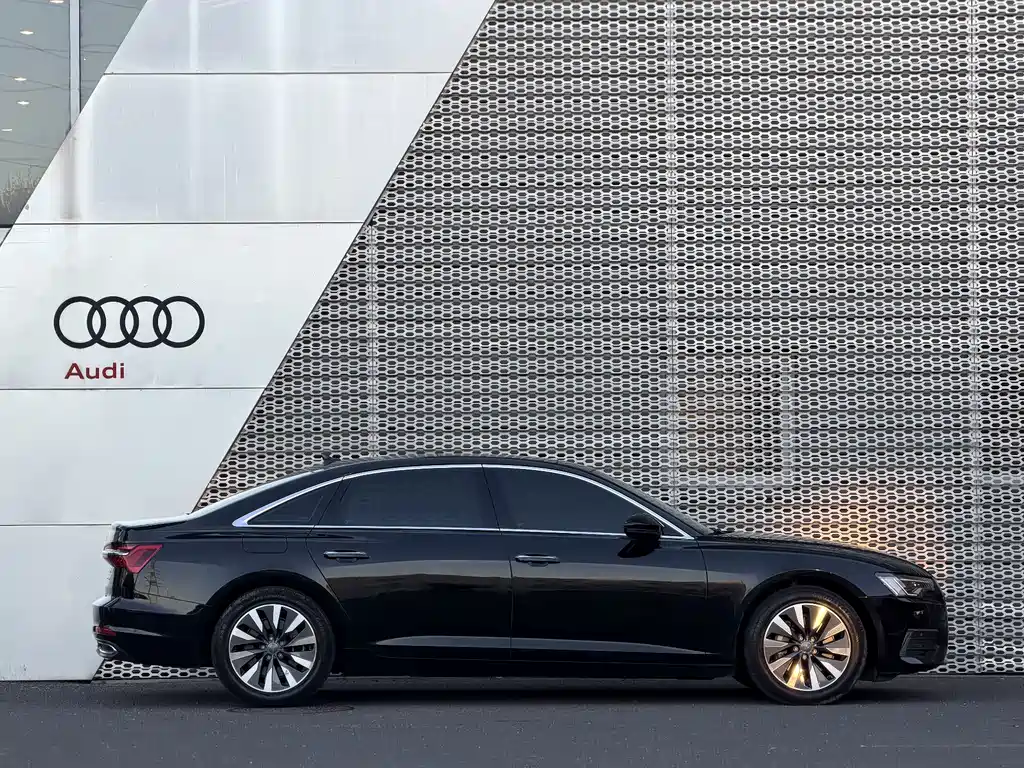 Audi A6L — миниатюра 3