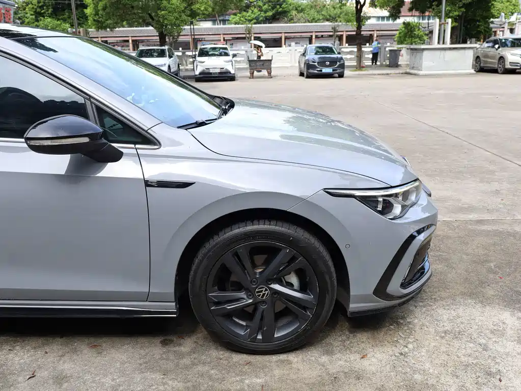 Volkswagen Golf — миниатюра 27