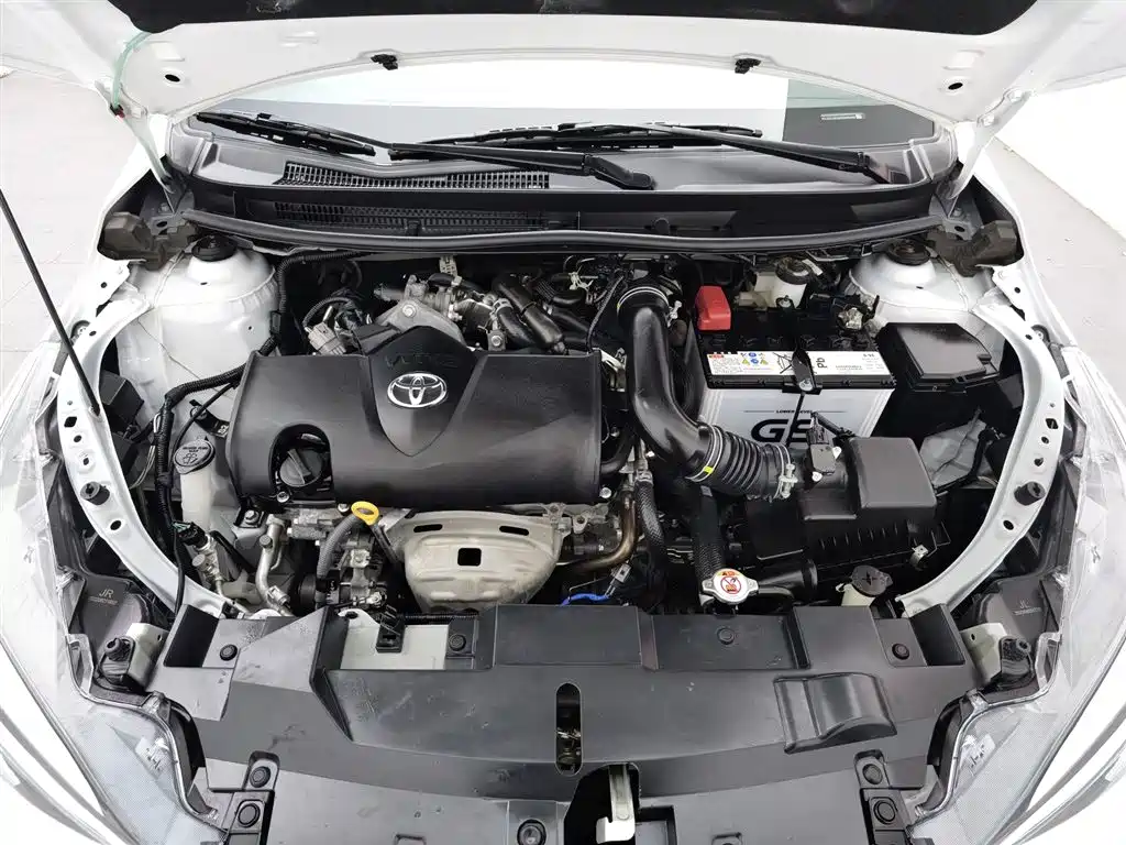 TOYOTA YARIS L ZHIXUAN