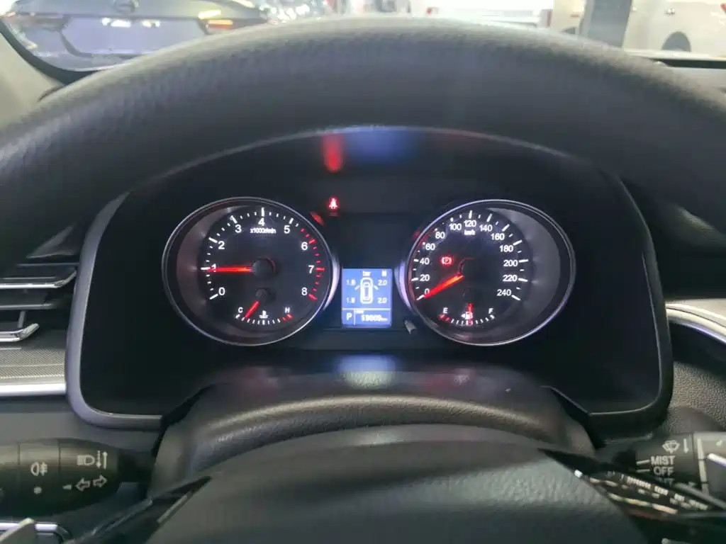 Haval M6 — миниатюра 12