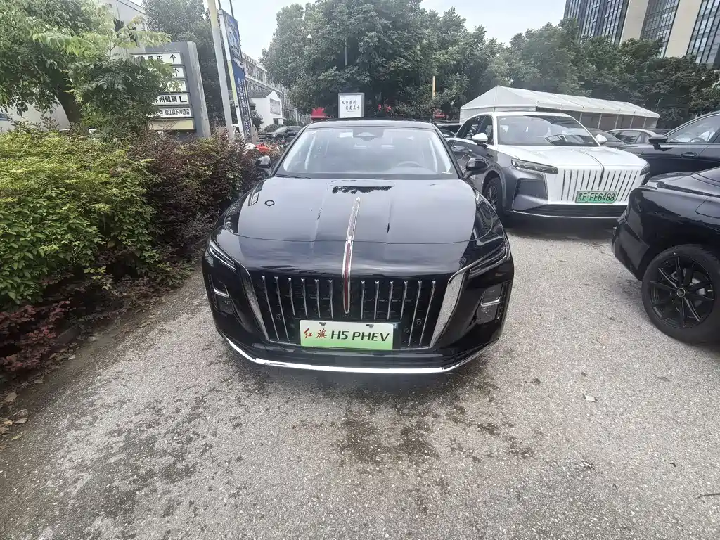 Hongqi H5 PHEV 2025 130