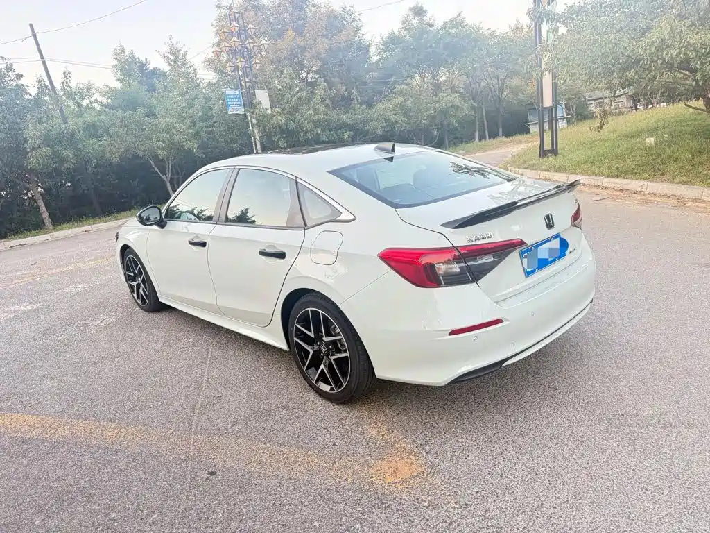 Honda Civic — миниатюра 10