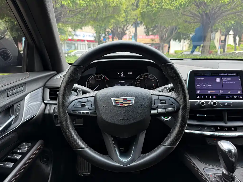 Cadillac CT4 — миниатюра 18