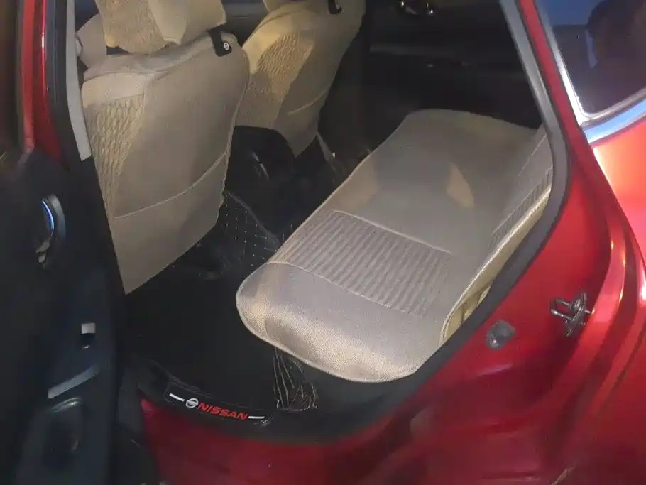 Nissan Tiida — миниатюра 11