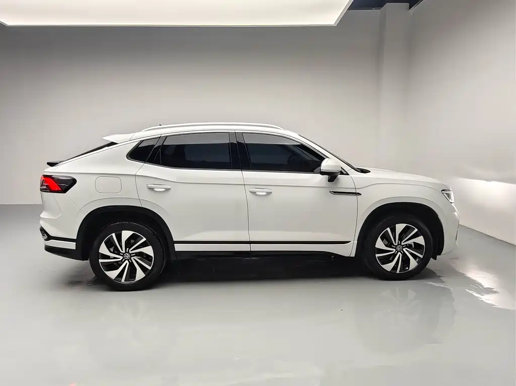 Volkswagen X — миниатюра 8