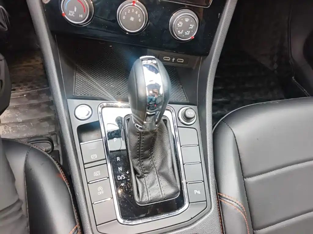 Volkswagen Bora — миниатюра 14