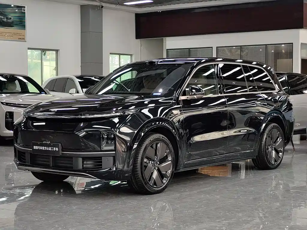 Li Auto Li L9 2025