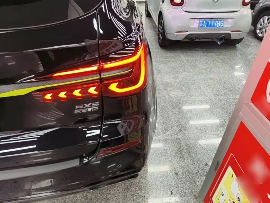 Roewe RX5 — миниатюра 8