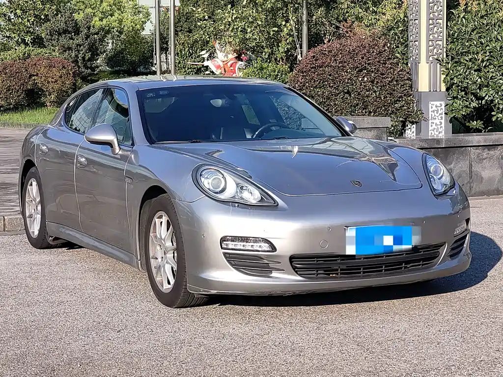 Porsche Panamera — миниатюра 3