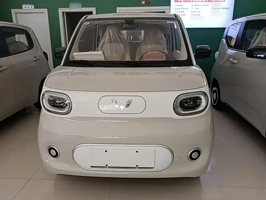 Wuling MINIEV — миниатюра 3