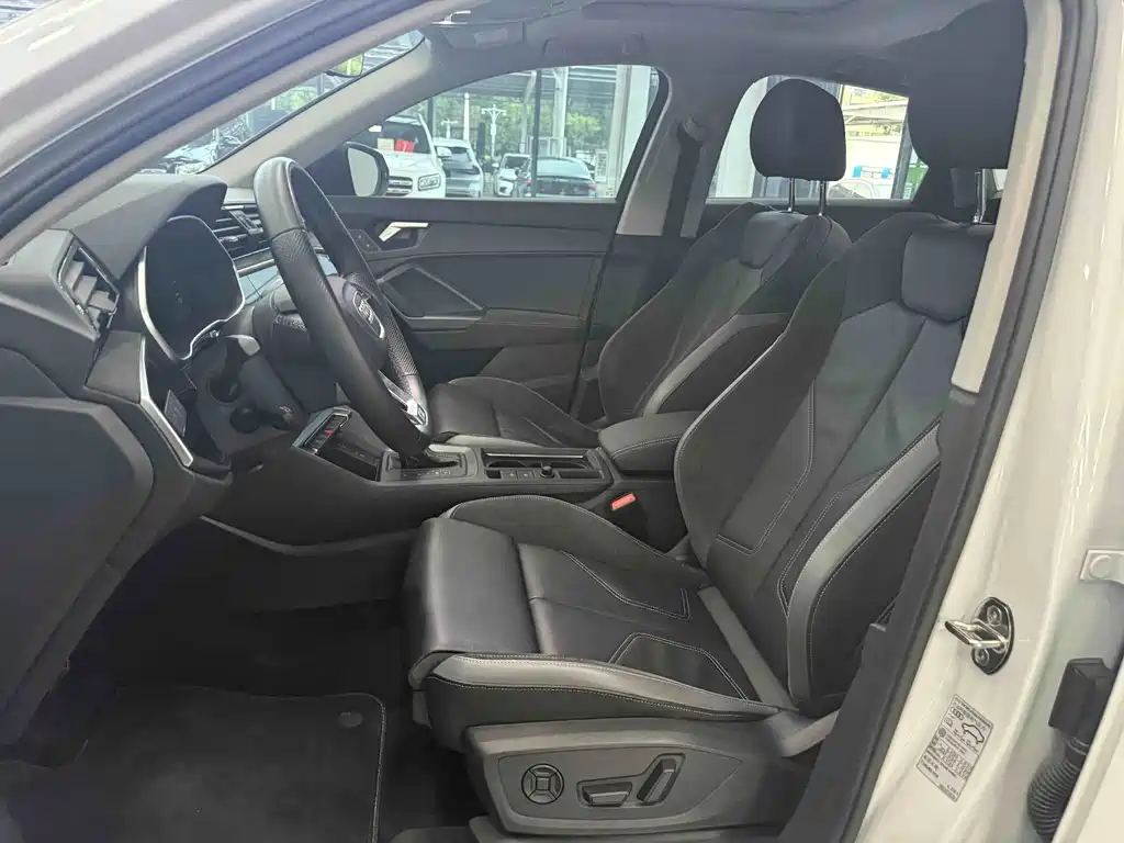 Audi Q3 Sportback — миниатюра 8