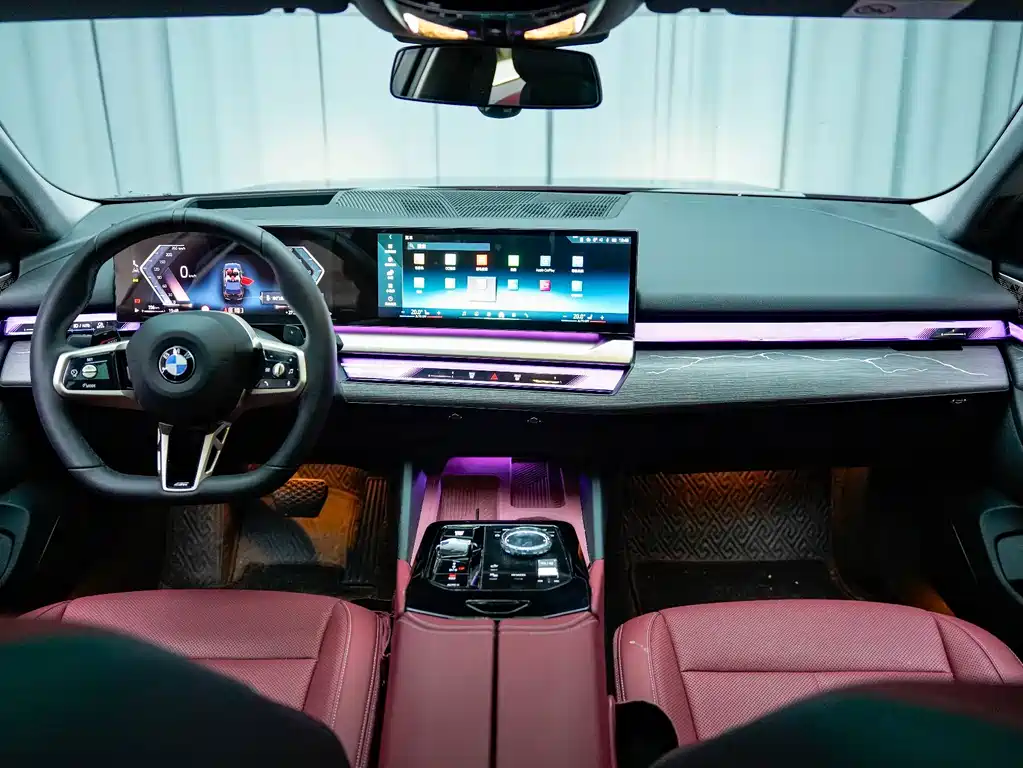 BMW 5 Series — миниатюра 6