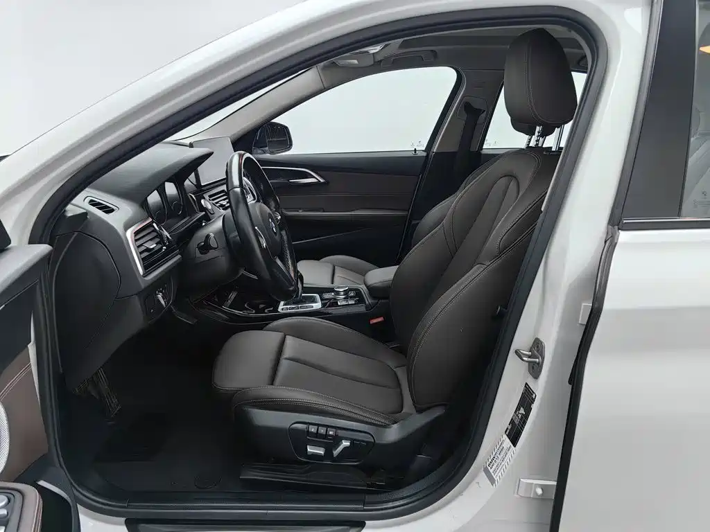 BMW 1 Series — миниатюра 10