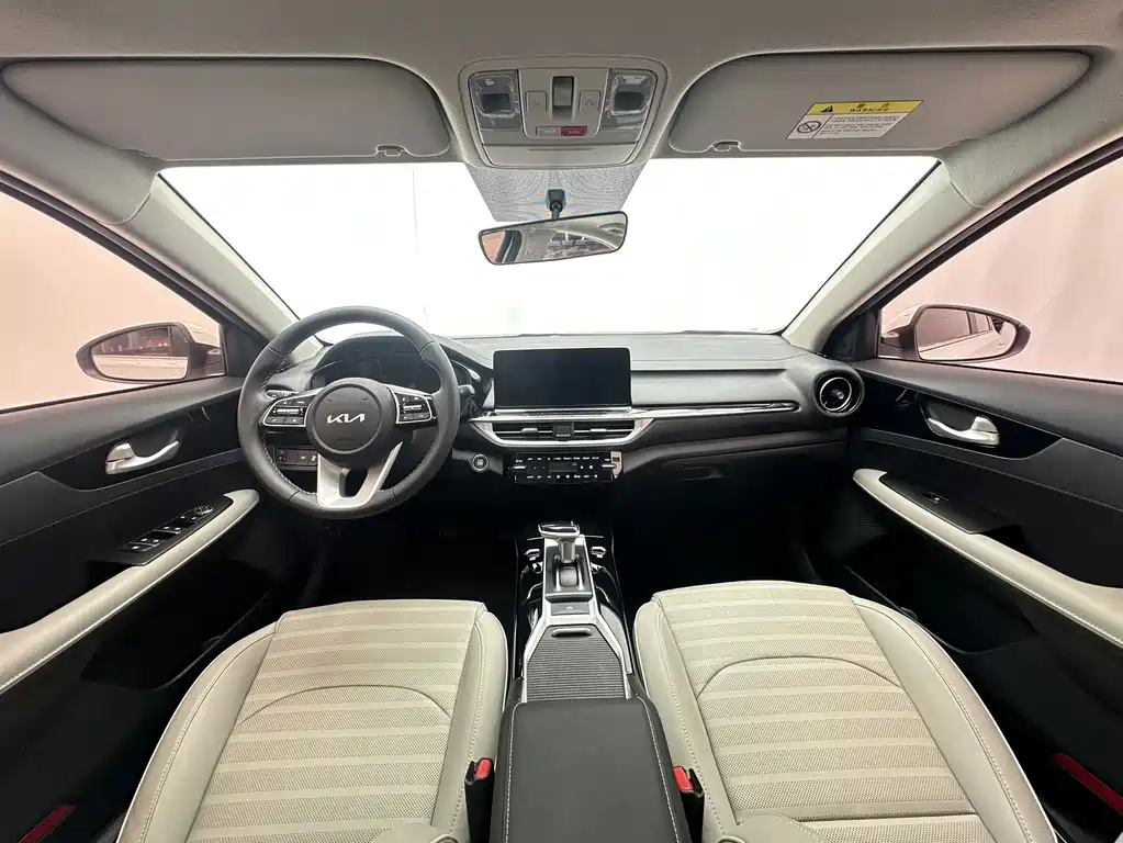Kia K3 — миниатюра 6