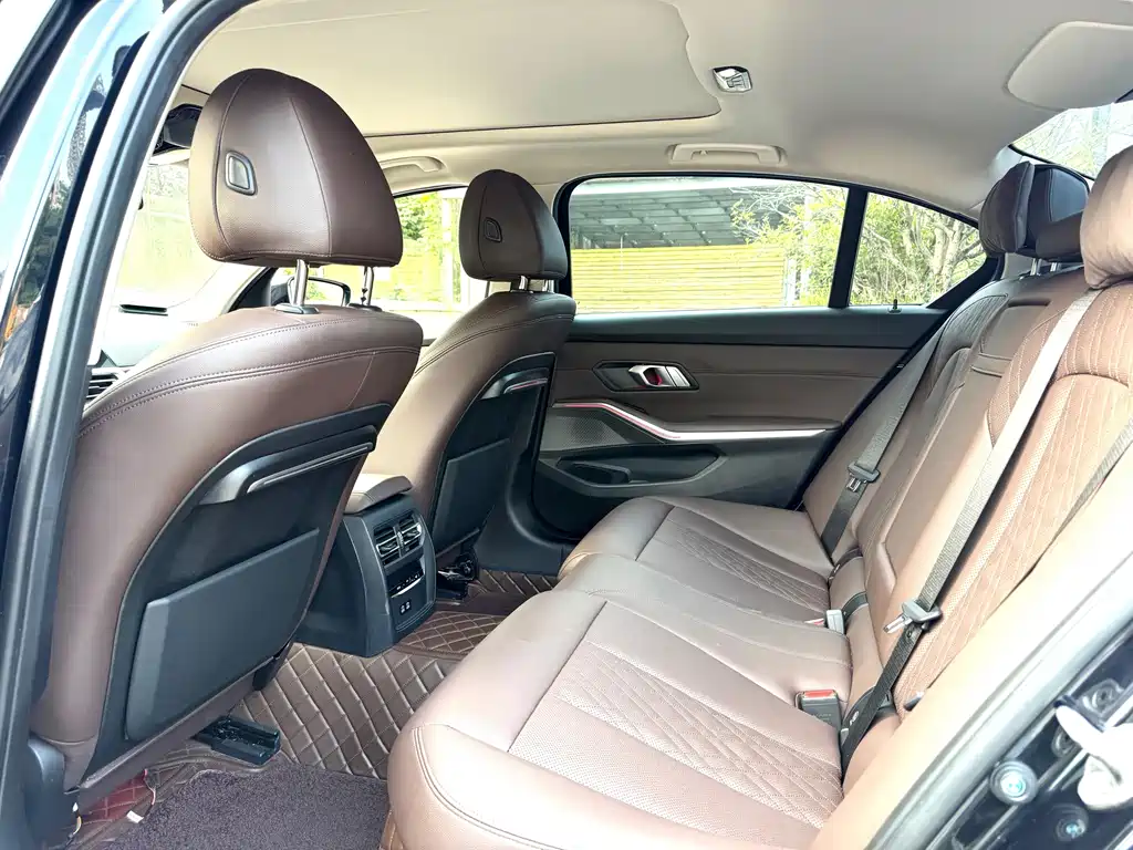 BMW 3 Series — миниатюра 4