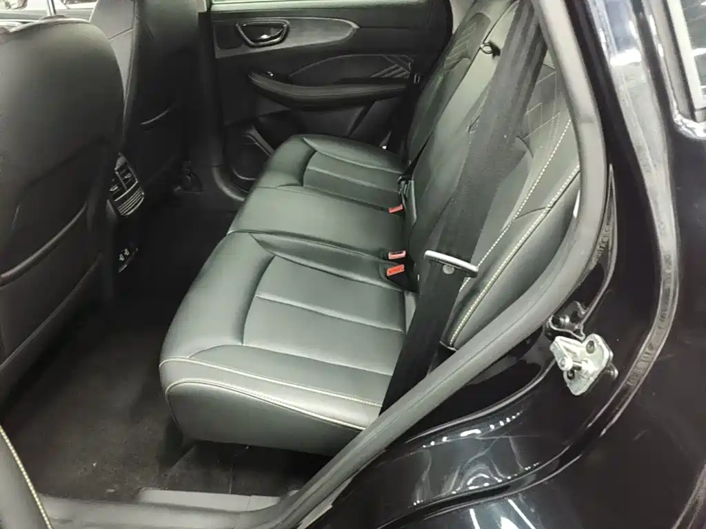 Roewe RX5 — миниатюра 17