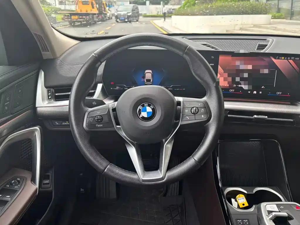 BMW X2 (Import) — миниатюра 15
