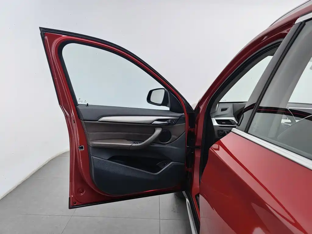 BMW X1 — миниатюра 8