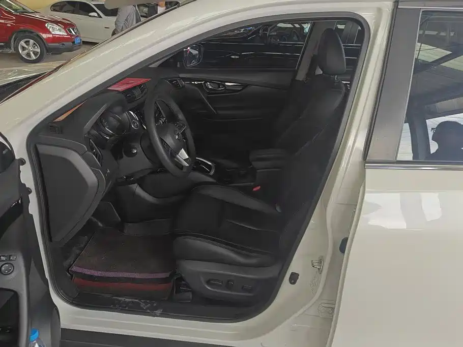 Nissan X-Trail — миниатюра 9