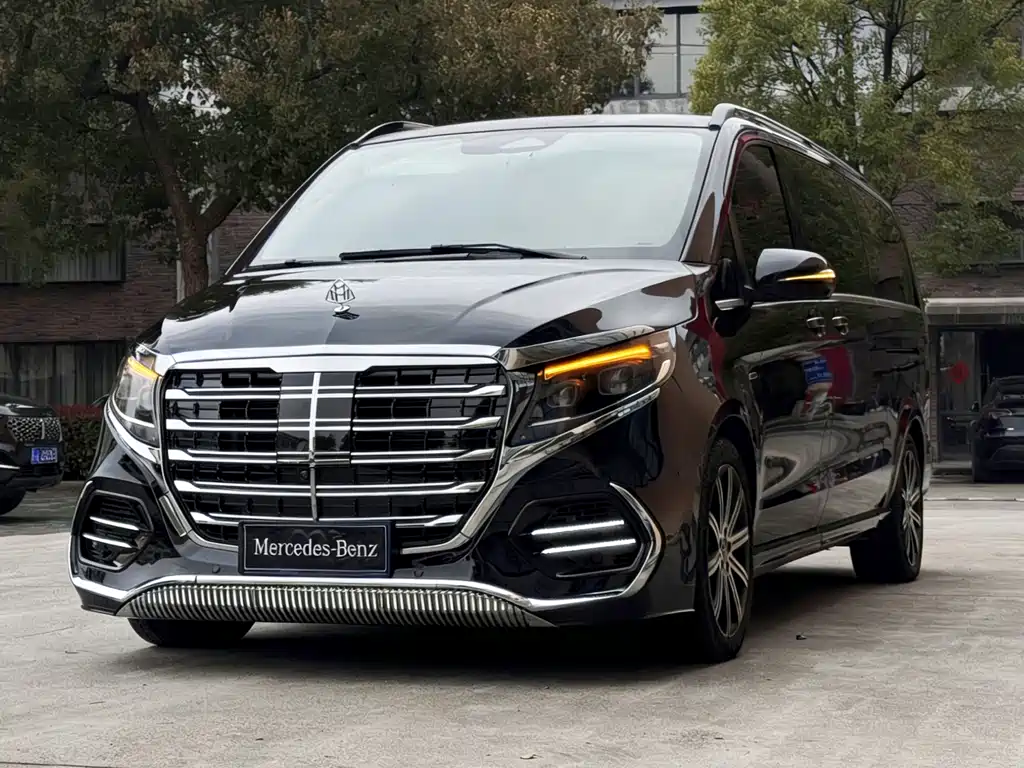 Mercedes-Benz V-Class 2024