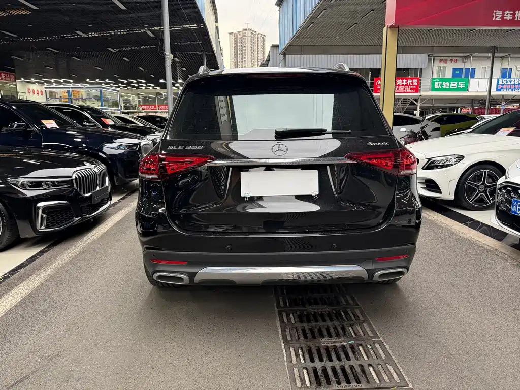 Mercedes-Benz GLE (Import) — миниатюра 5
