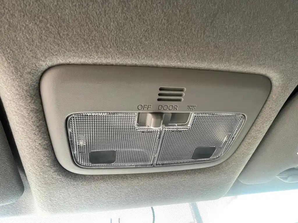 TOYOTA YARIS L ZHIXUAN