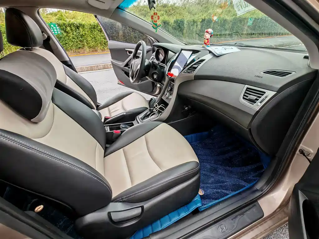 Hyundai Elantra Langdong — миниатюра 14