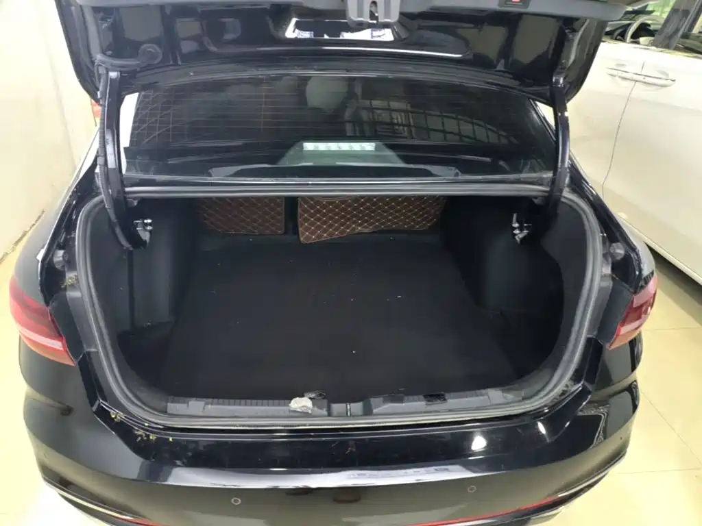 Volkswagen Lavida — миниатюра 19