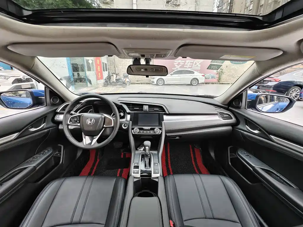 Honda Civic 2016 220TURBO CVT Luxury