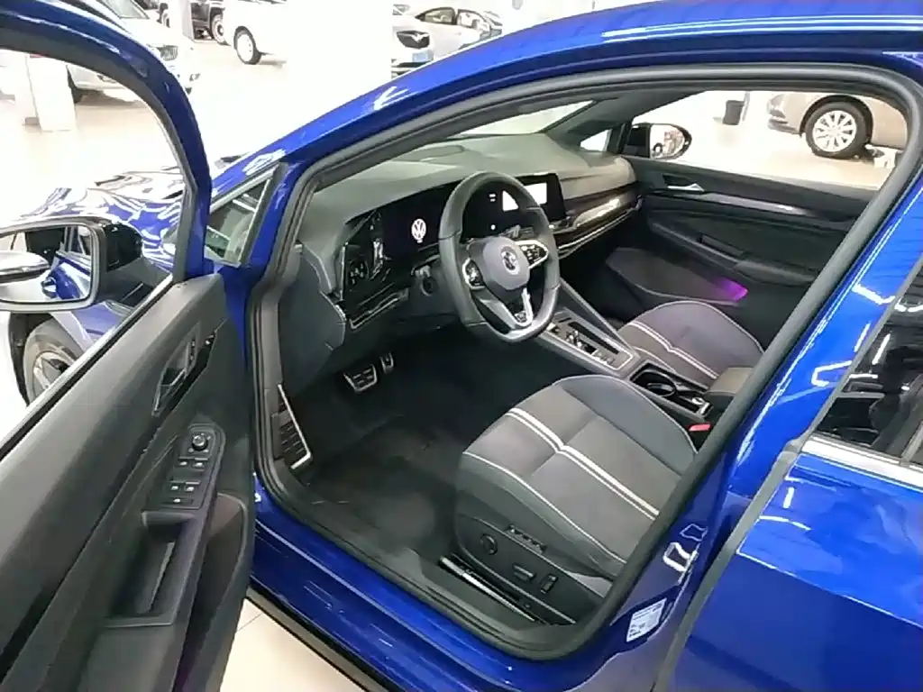 Volkswagen Golf — миниатюра 16