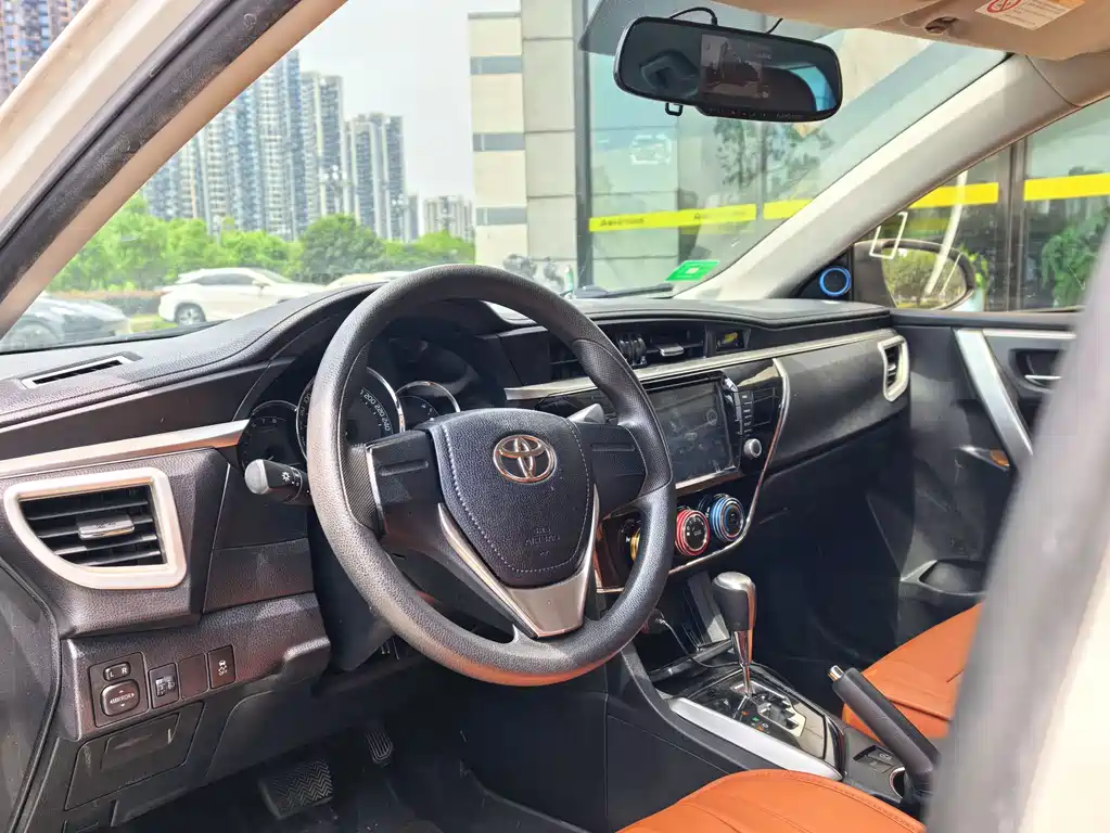 Toyota Corolla — миниатюра 13