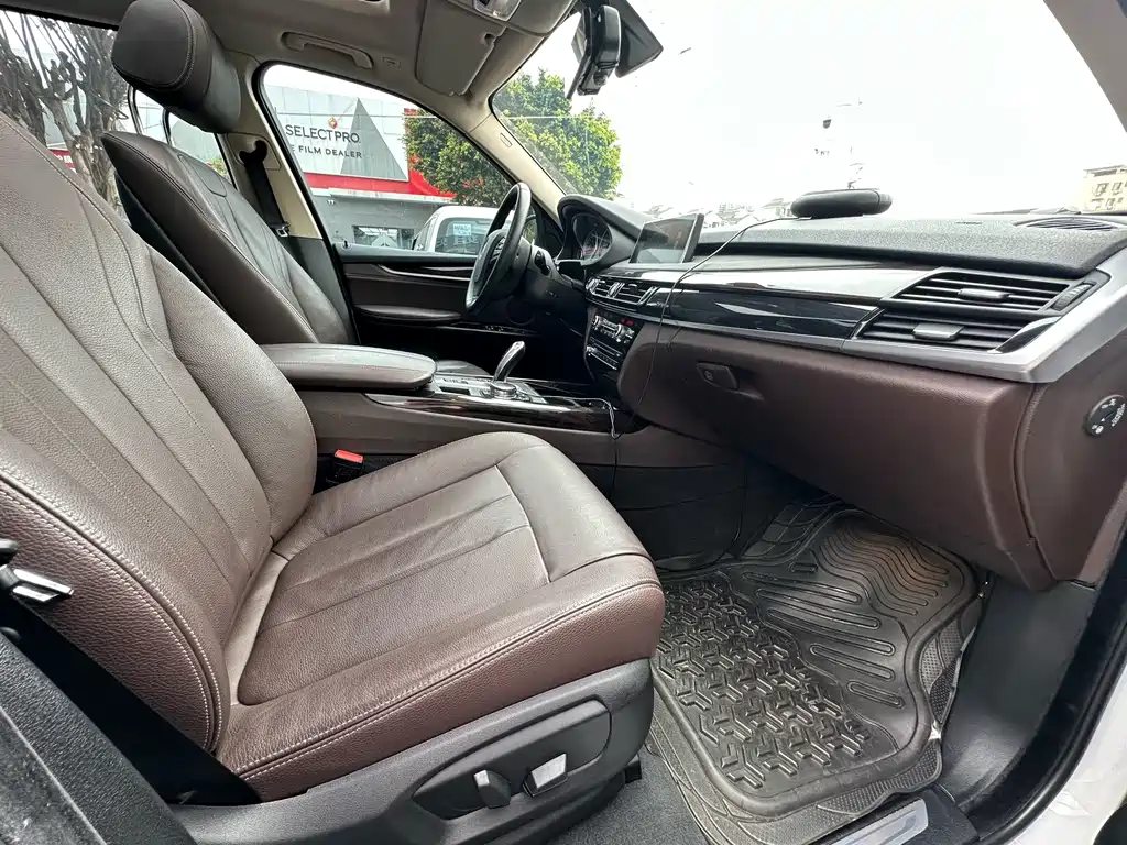 BMW X5 (Import) — миниатюра 10