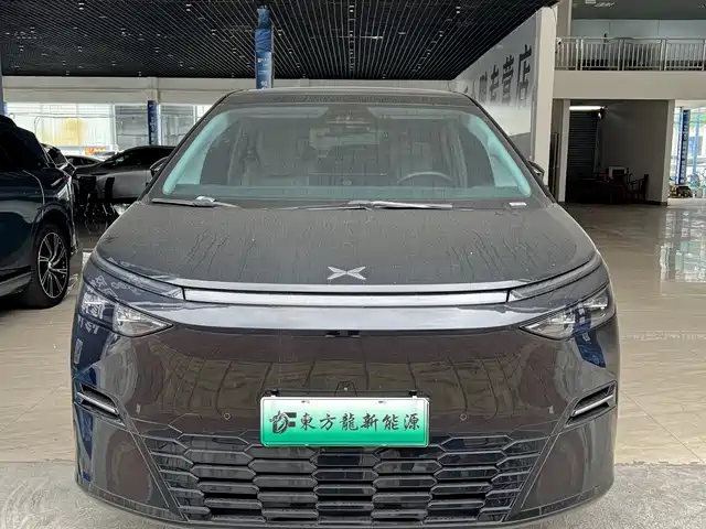 XIAOPENG X9 2025