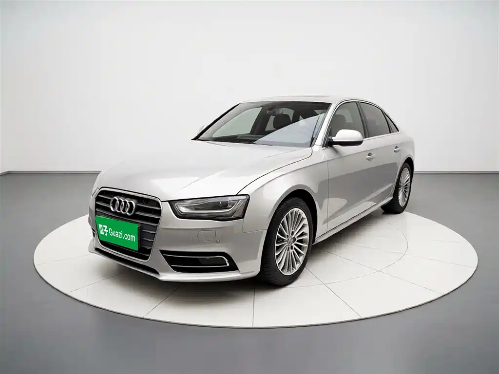 Audi A4L 2015