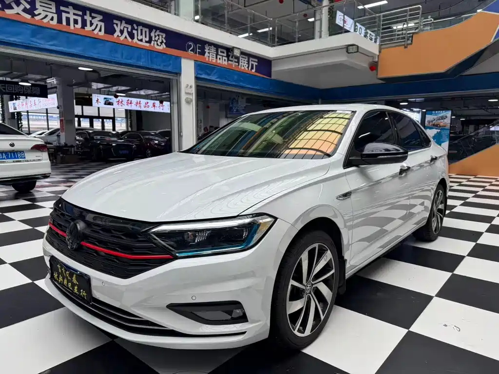 Volkswagen Sagitar 2021