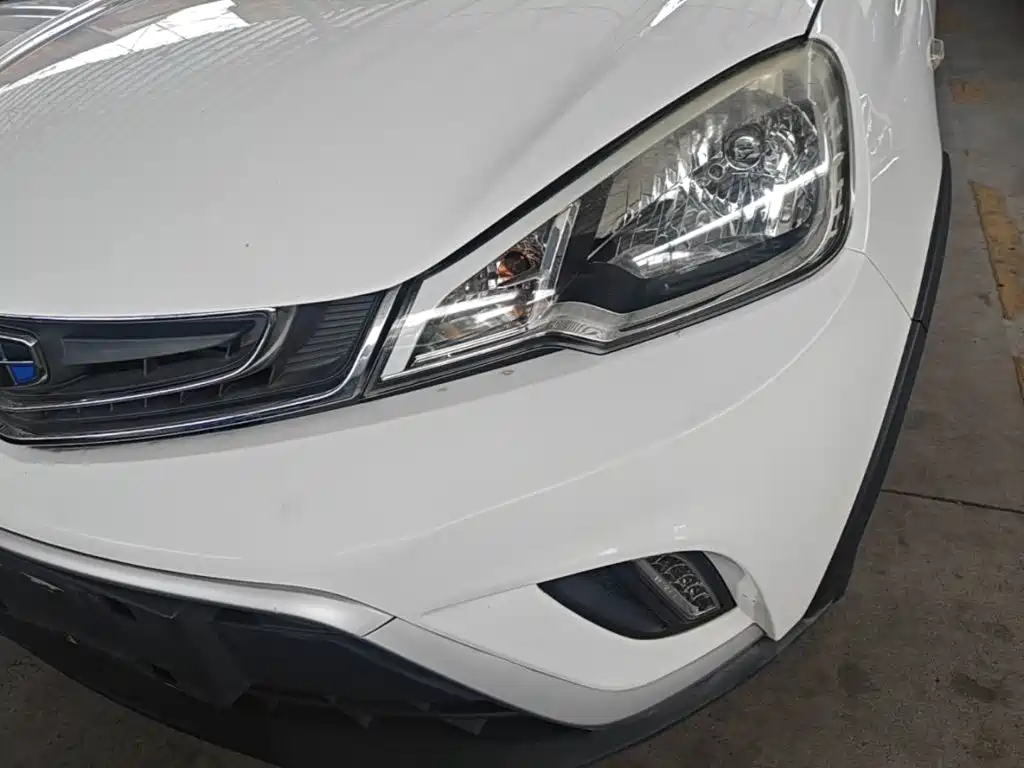 Geely Vision X1 — миниатюра 24