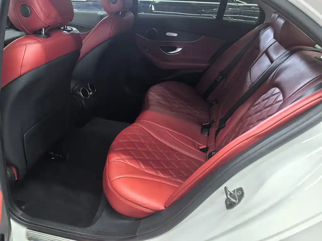 Mercedes-Benz C-Class — миниатюра 5