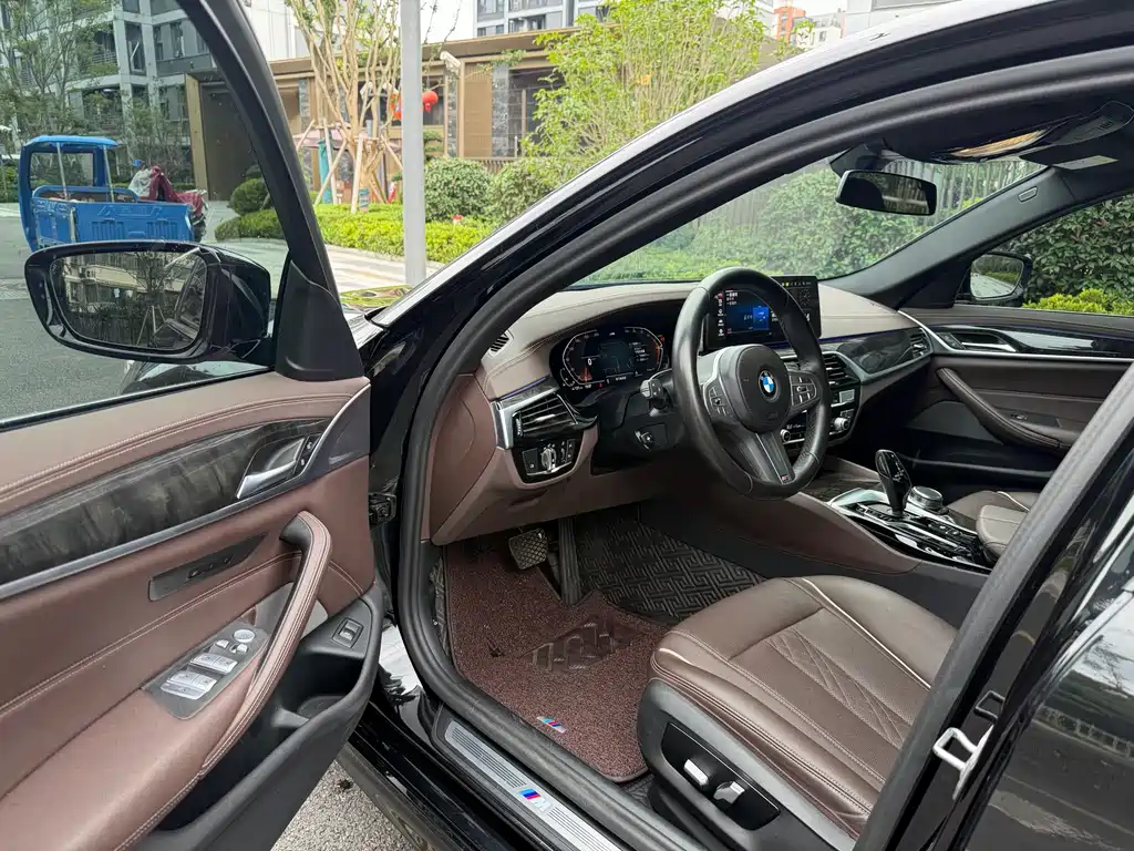 BMW 5 Series 5 2022 525Li M Sport